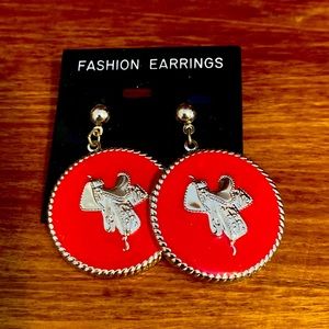 COPY - Women’s saddle earrings